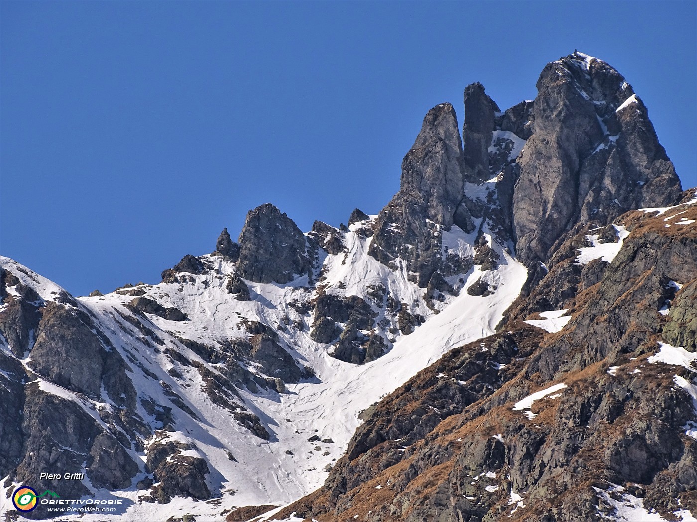 22 Zoom in Valletto (2372 m).JPG